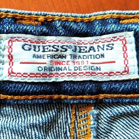 Guess High-Waisted Distressed Denim Cut Off Shorts - Picture 6 of 9